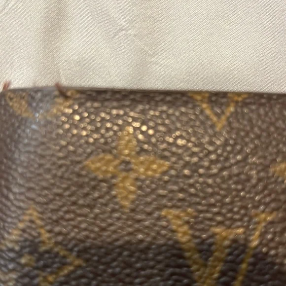 Louis Vuitton wallet - Picture 6 of 9